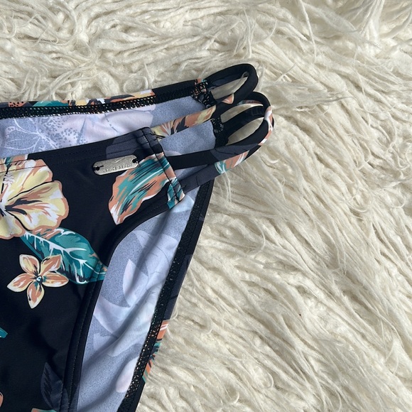 Venice Beach Bikini - Picture 4 of 8